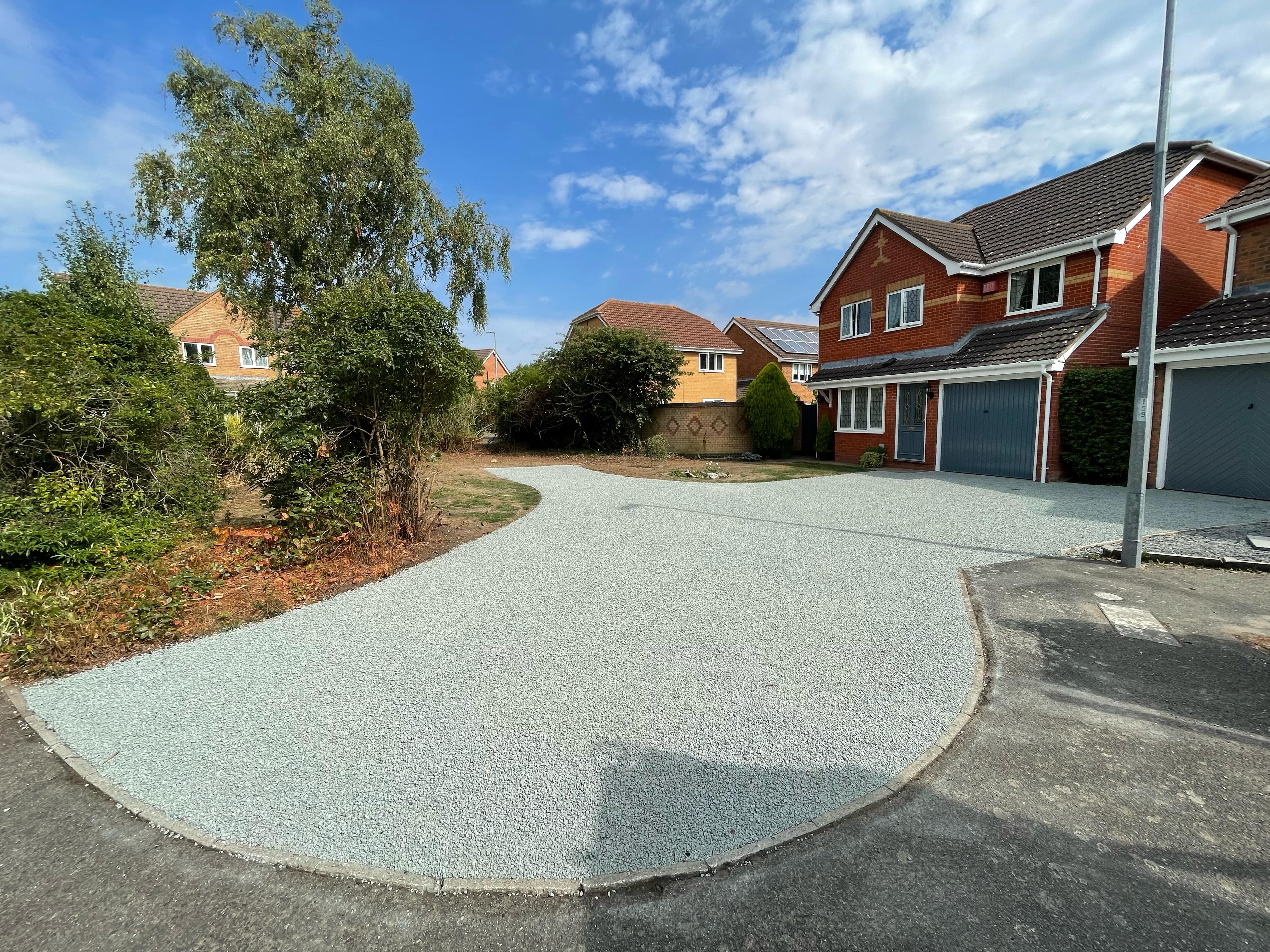 Tar & Shingle or Tar & Granite illustration